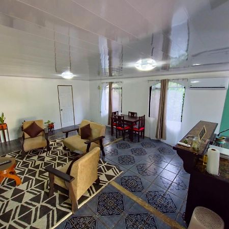 Micheck Beach House Тортугеро Екстер'єр фото
