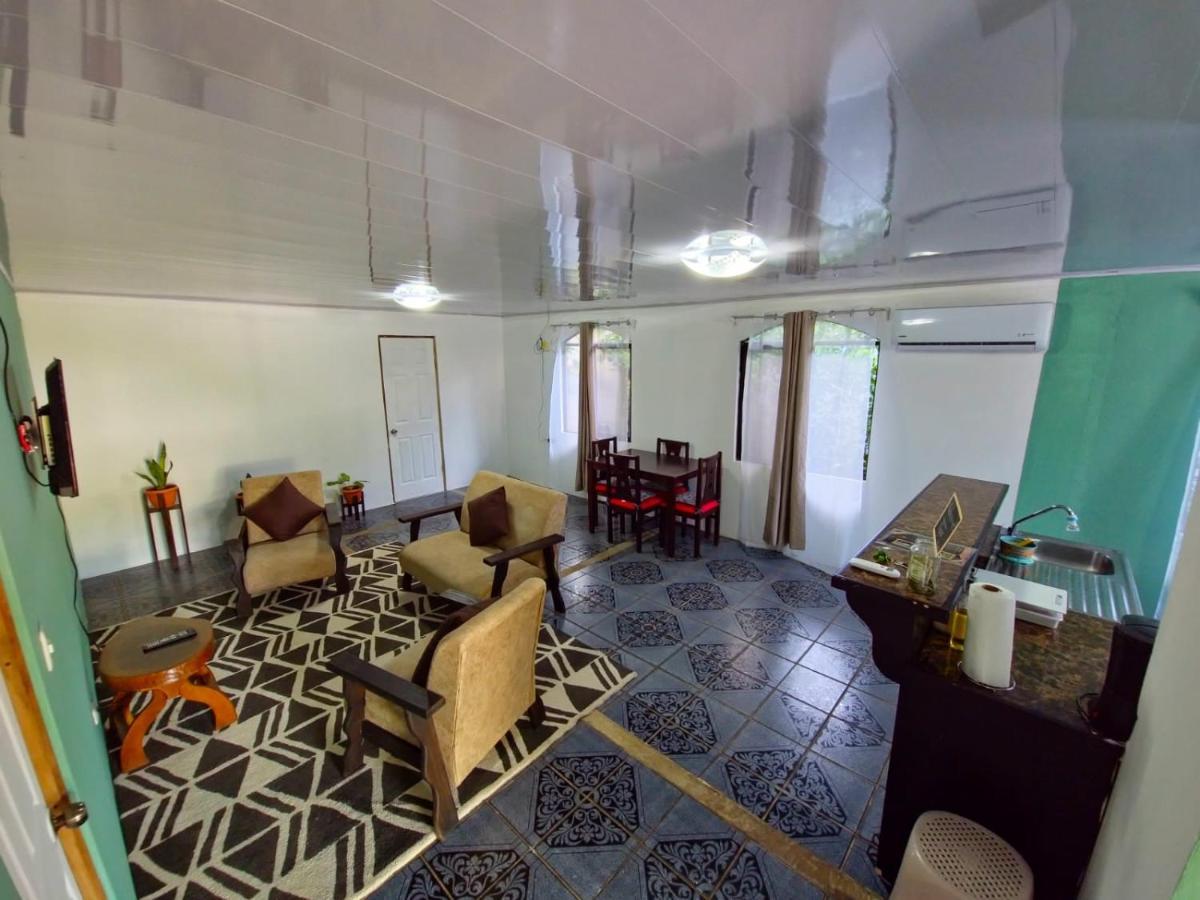 Micheck Beach House Тортугеро Екстер'єр фото