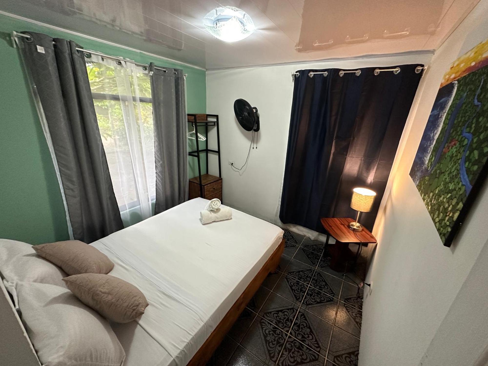 Micheck Beach House Тортугеро Екстер'єр фото